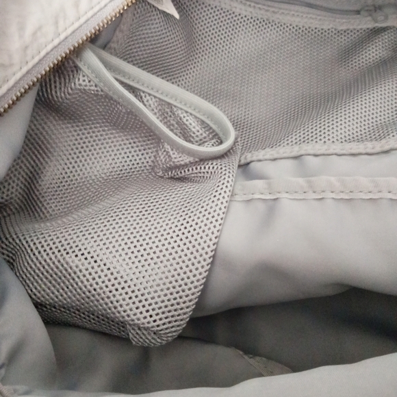 Lululemon City Adventurer Backpack 17L Light Gray Pockets Water Repellent OS main image 9